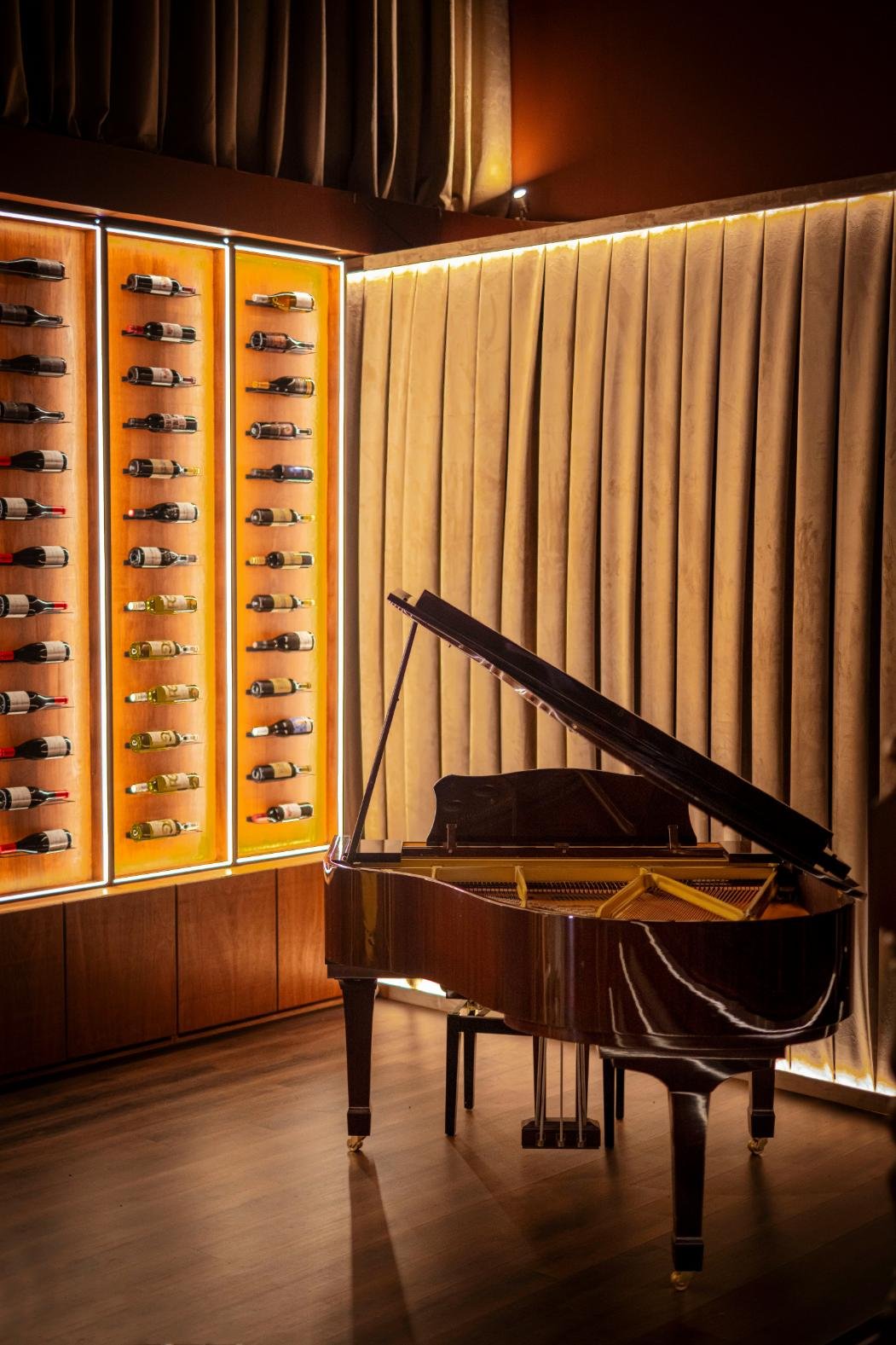 Grand piano and live music at Chapel Chophouse & Bar, Stony Stratford